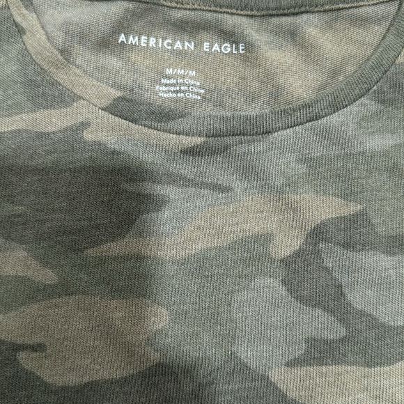 American Eagle Shirt Womens Small Green Camo Crop Top Casual Long-Sleeve… - Picture 2 of 7